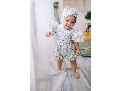 Linen baby bonnet